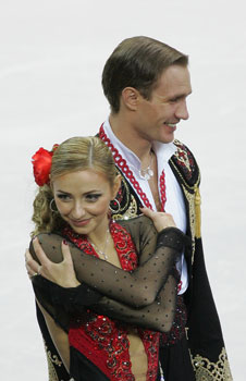 Tatiana Navka and Roman Kostomarov